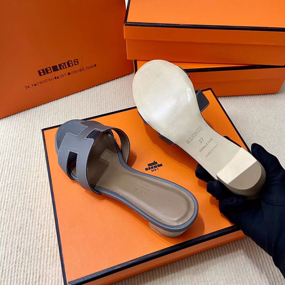 에르메스 올수공 오아시스 슬리퍼 샌들 스위프트 39